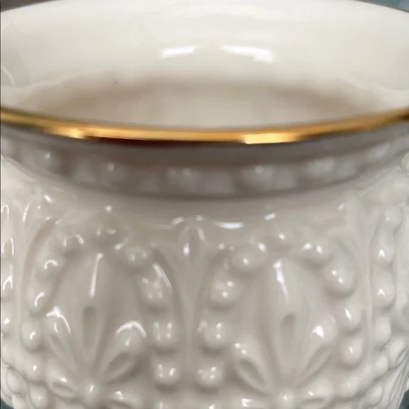 Vintage Lenox beaded Ceramic Vase /Votive holder with Gold Rim - Picture 6 of 6